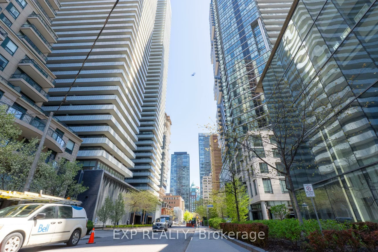 45, Charles, Church-Yonge Corridor, Toronto