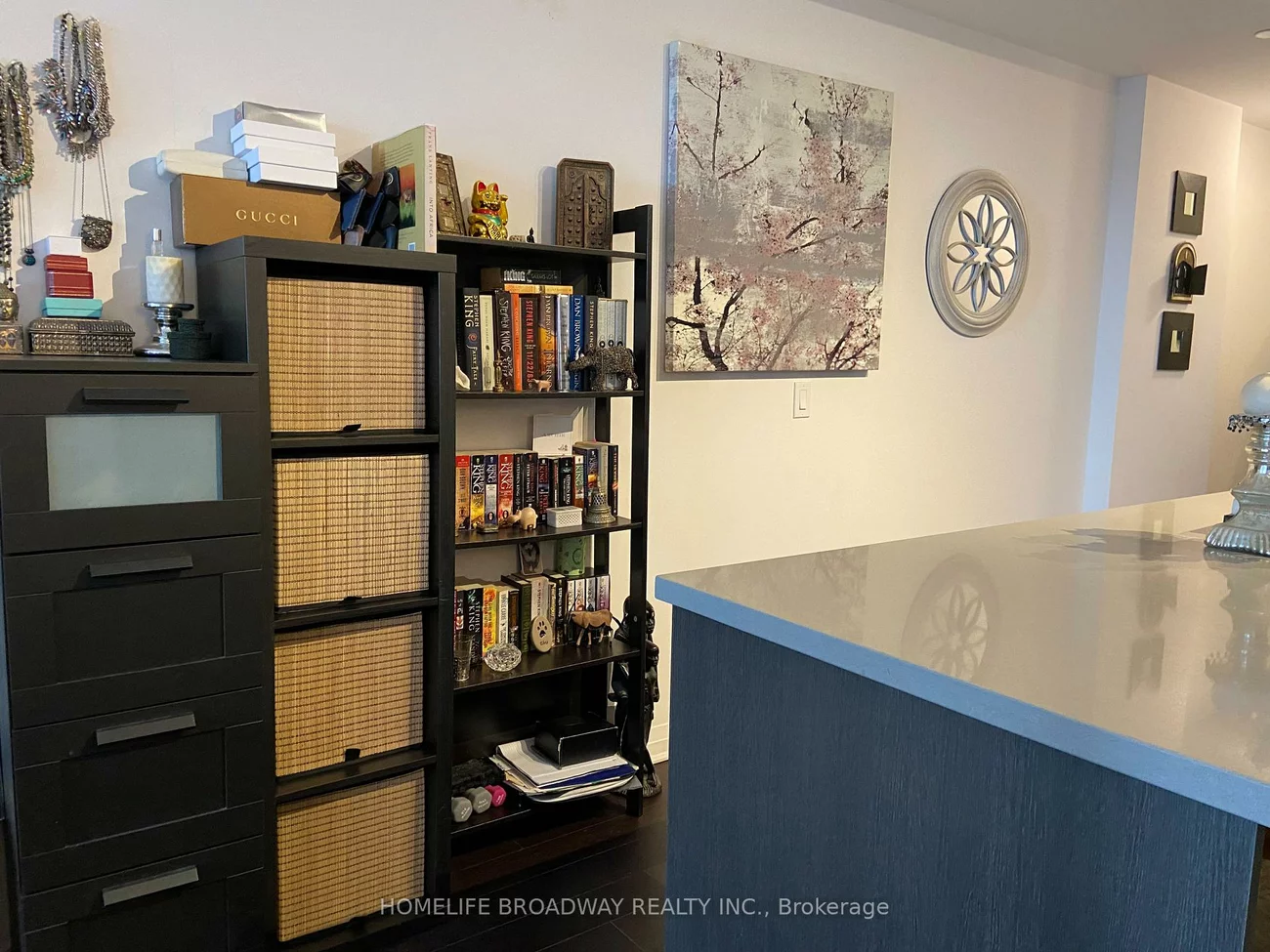 8, Mercer, Waterfront Communities C1, Toronto