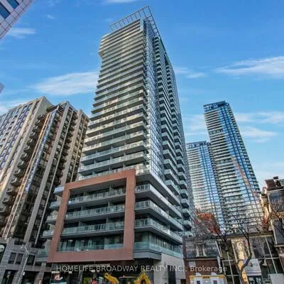 8, Mercer, Waterfront Communities C1, Toronto