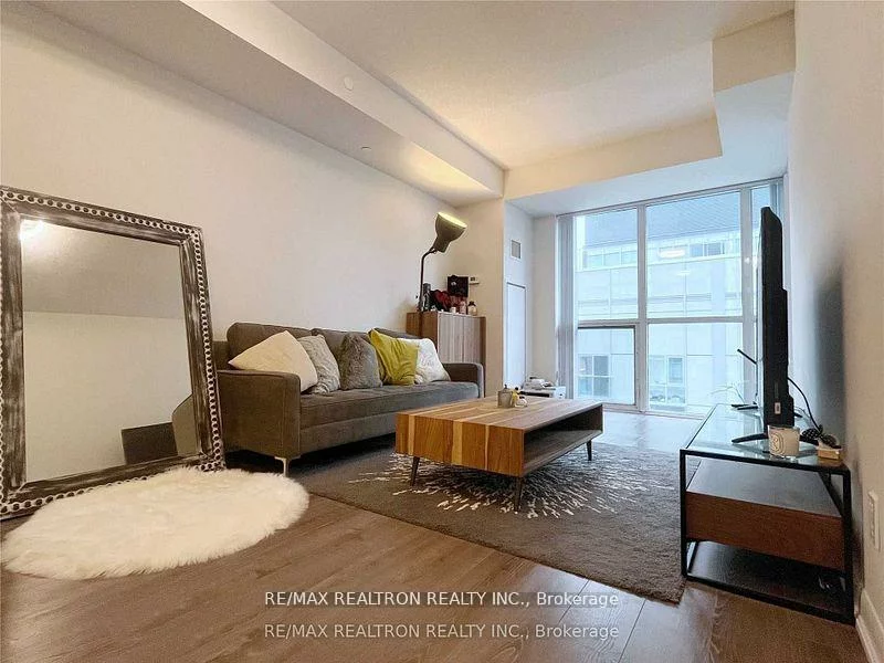 5168, Yonge, Willowdale West, Toronto