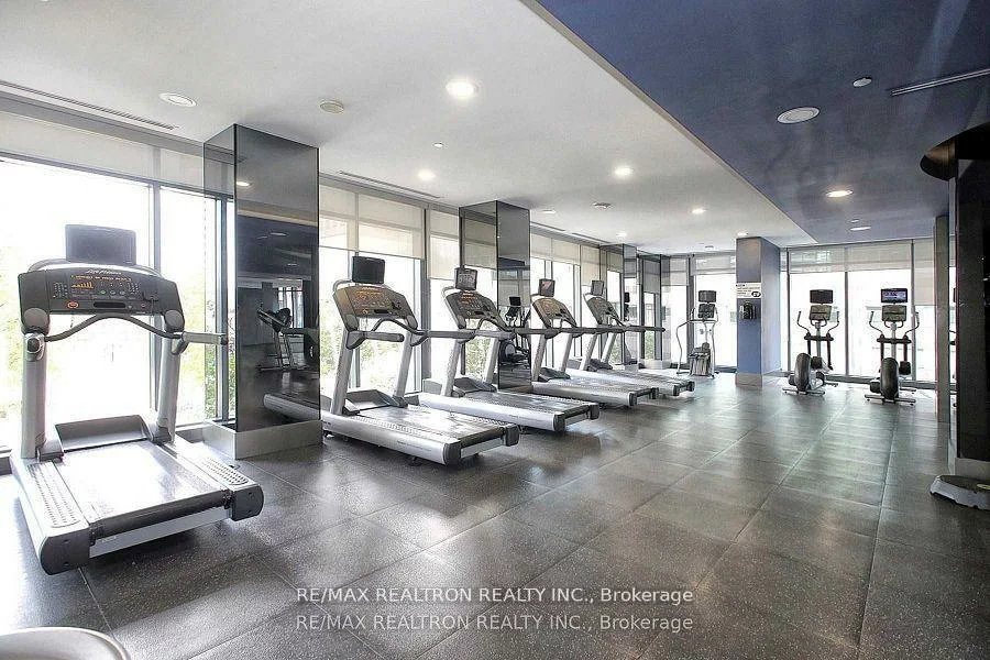 5168, Yonge, Willowdale West, Toronto
