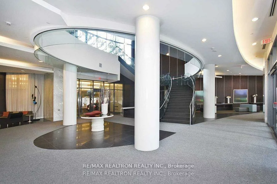 5168, Yonge, Willowdale West, Toronto