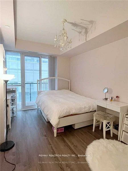5168, Yonge, Willowdale West, Toronto