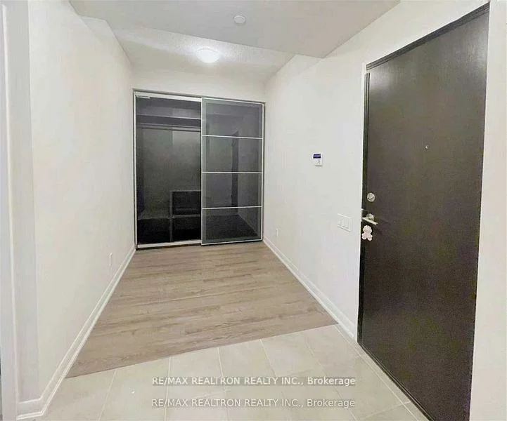 5168, Yonge, Willowdale West, Toronto