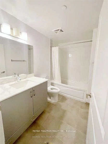 5168, Yonge, Willowdale West, Toronto