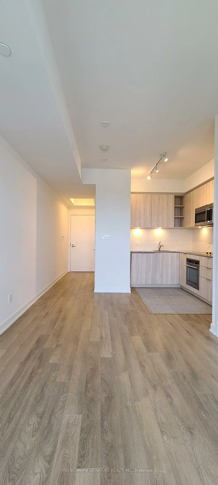 50, Ordnance, Niagara, Toronto