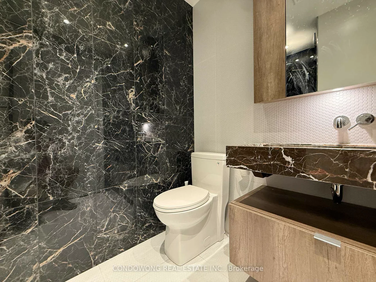 11, Yorkville, Annex, Toronto