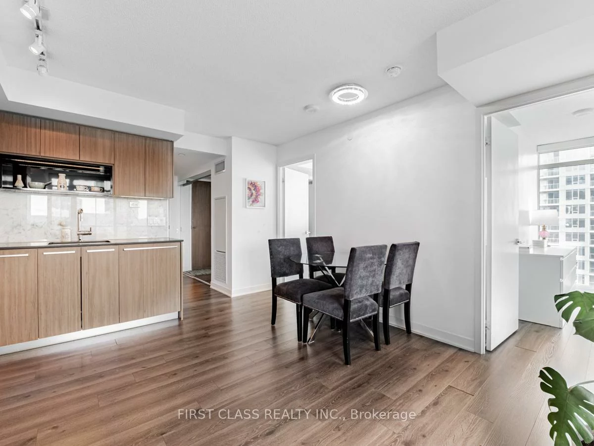 80, Queens Wharf, Waterfront Communities C1, Toronto