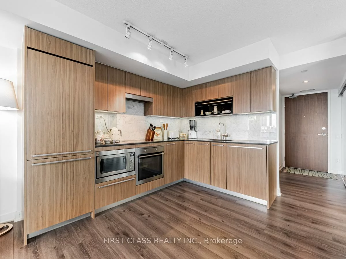 80, Queens Wharf, Waterfront Communities C1, Toronto