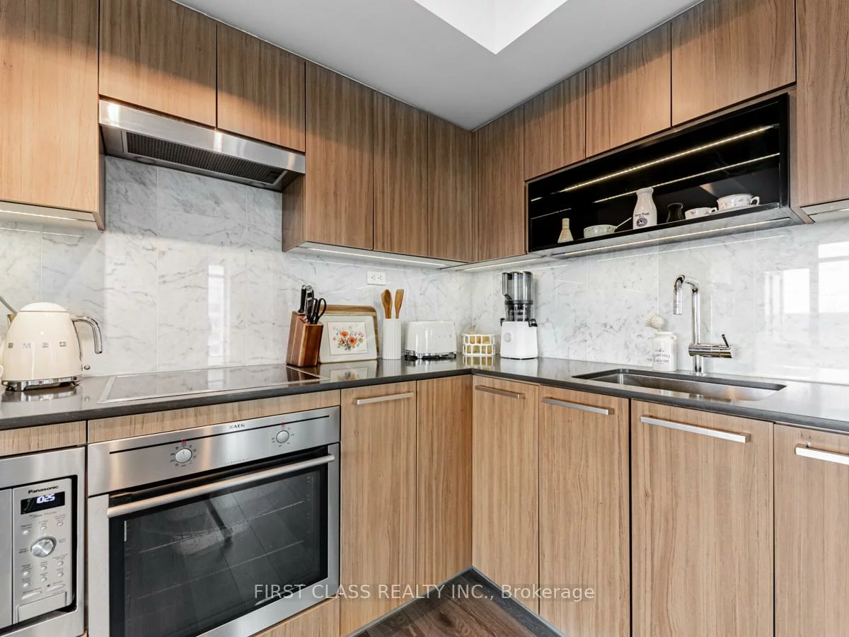 80, Queens Wharf, Waterfront Communities C1, Toronto
