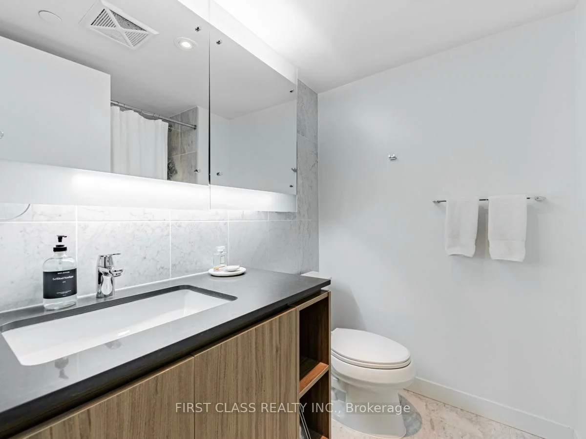 80, Queens Wharf, Waterfront Communities C1, Toronto