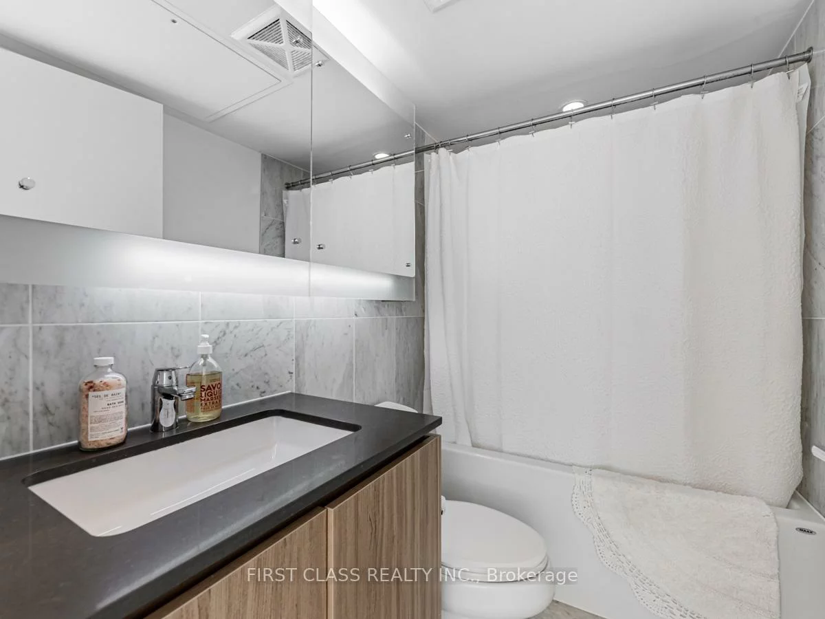 80, Queens Wharf, Waterfront Communities C1, Toronto