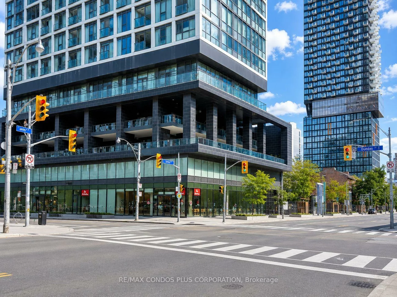 181, Dundas, Church-Yonge Corridor, Toronto