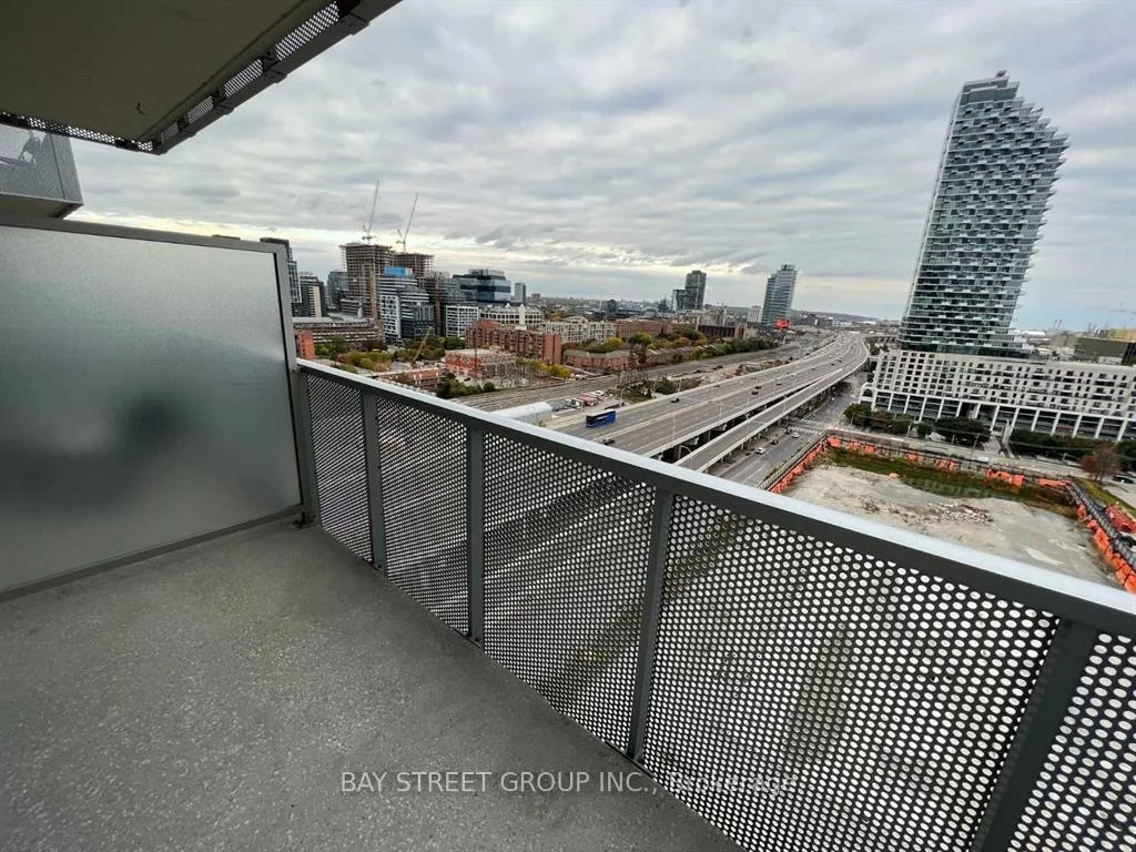 20, richardson, Waterfront Communities C8, Toronto
