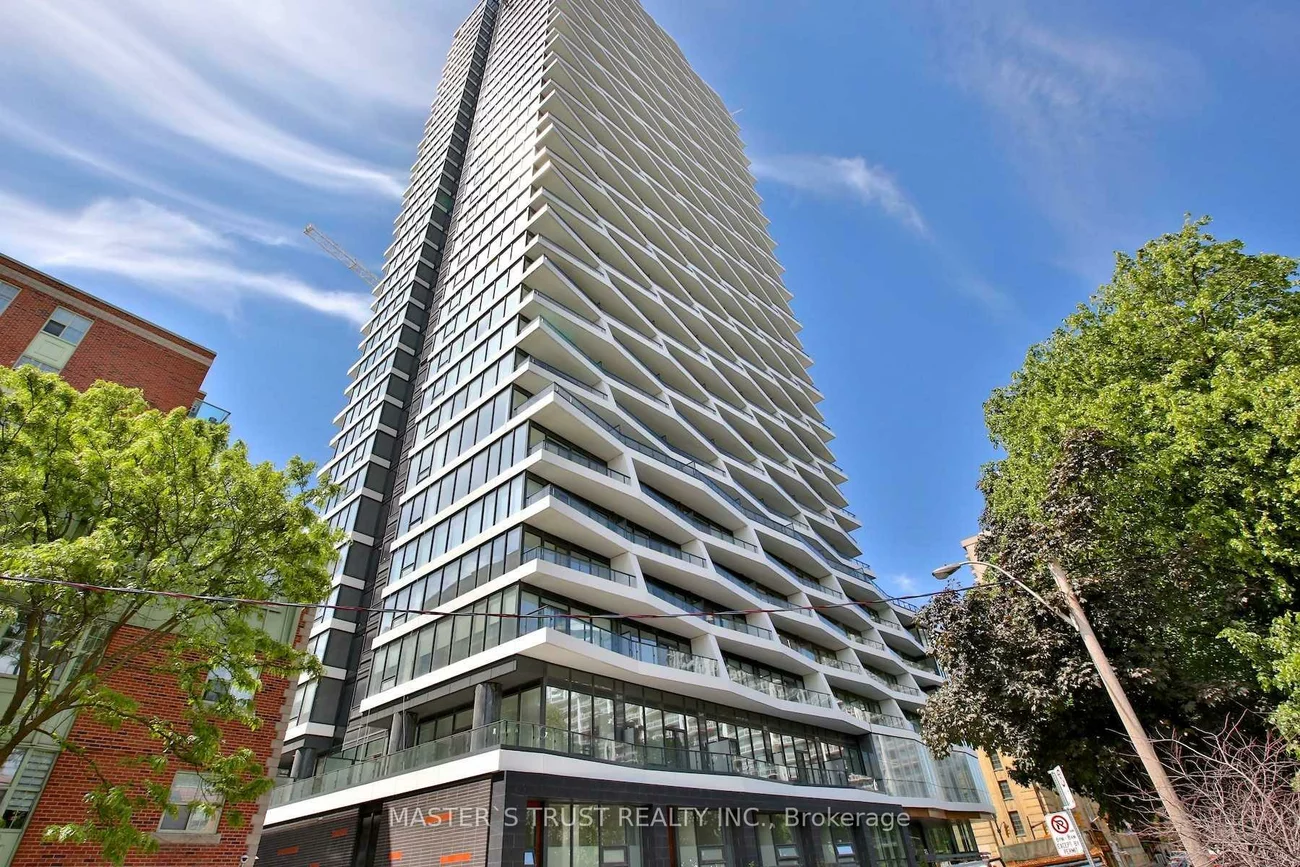 85, Wood, Church-Yonge Corridor, Toronto