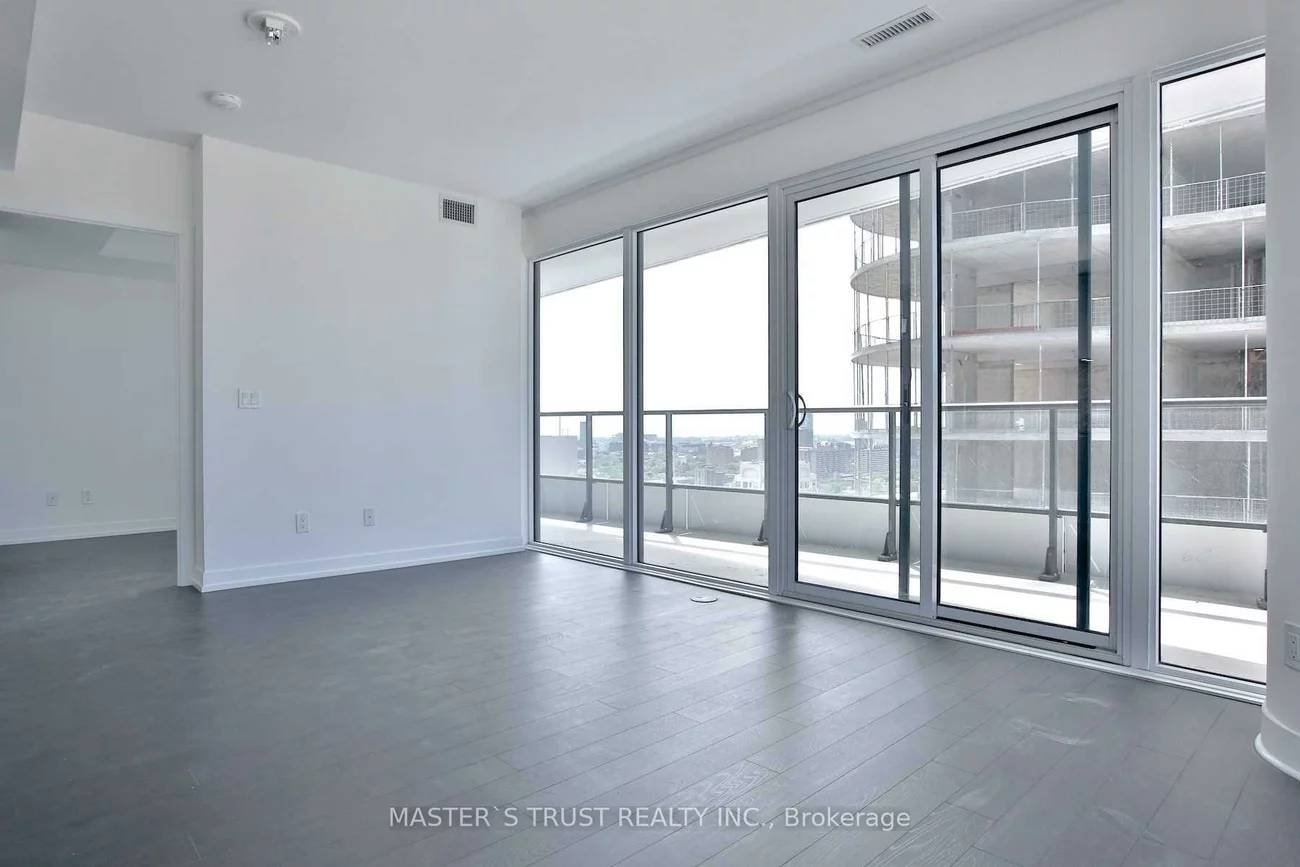 85, Wood, Church-Yonge Corridor, Toronto