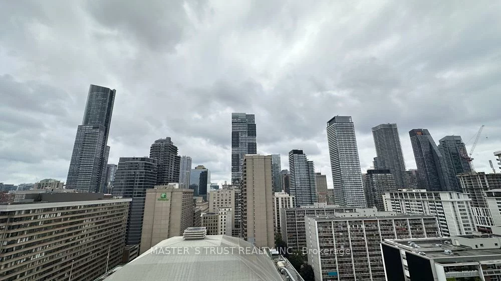 85, Wood, Church-Yonge Corridor, Toronto