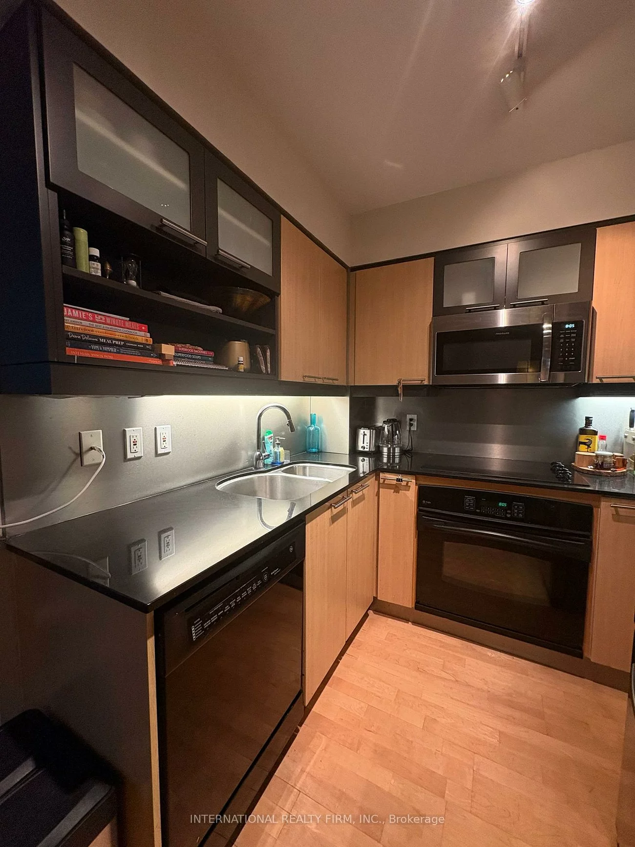 36, Blue Jays, Waterfront Communities C1, Toronto
