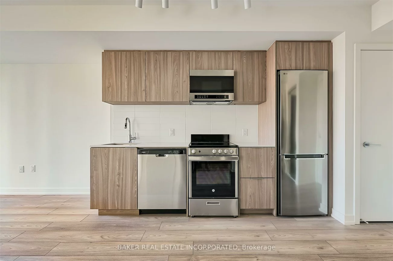 223, Redpath, Mount Pleasant West, Toronto