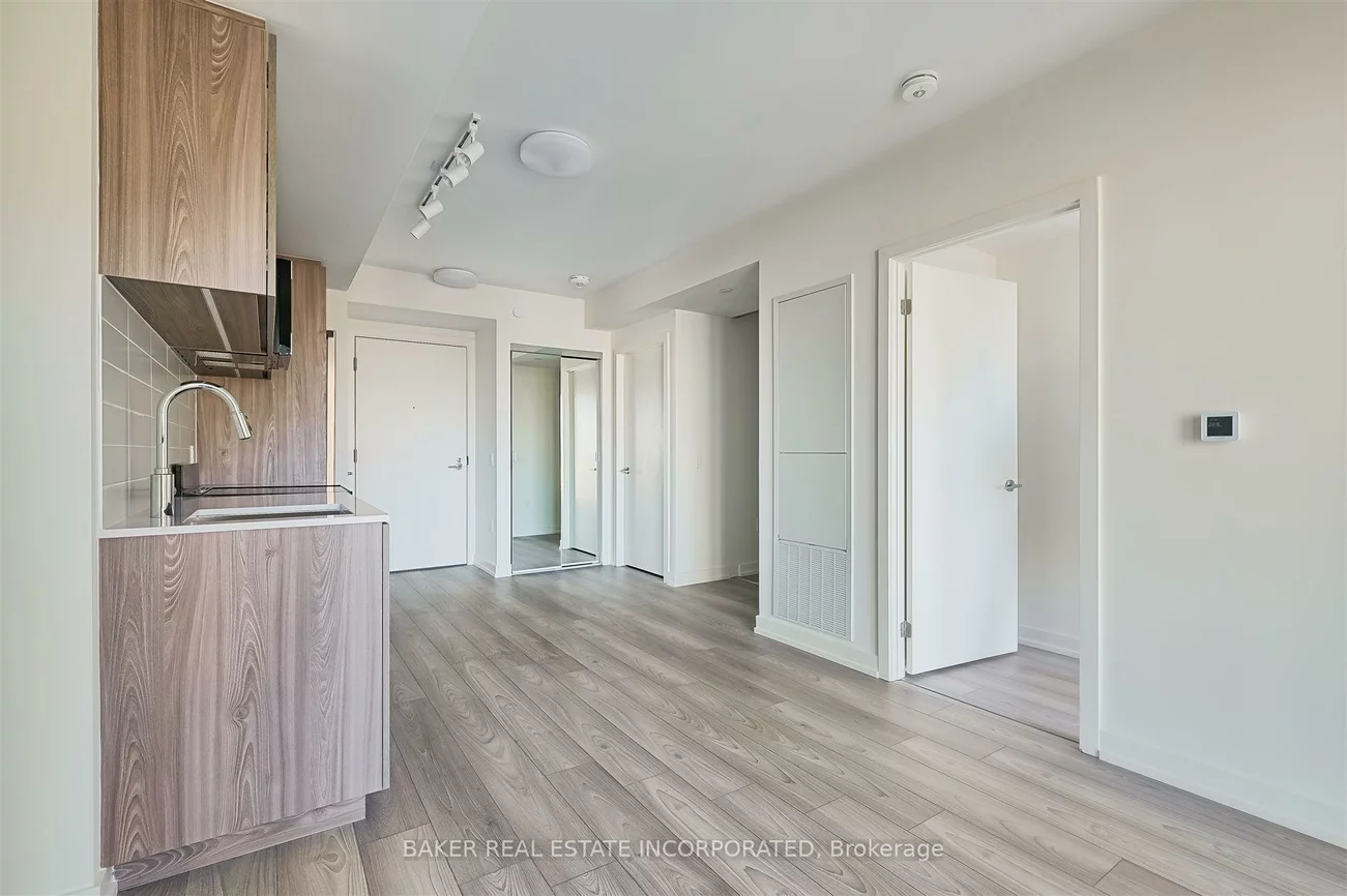 223, Redpath, Mount Pleasant West, Toronto