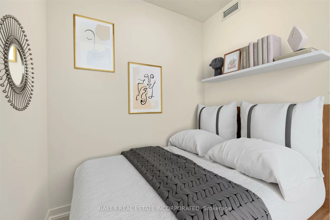223, Redpath, Mount Pleasant West, Toronto