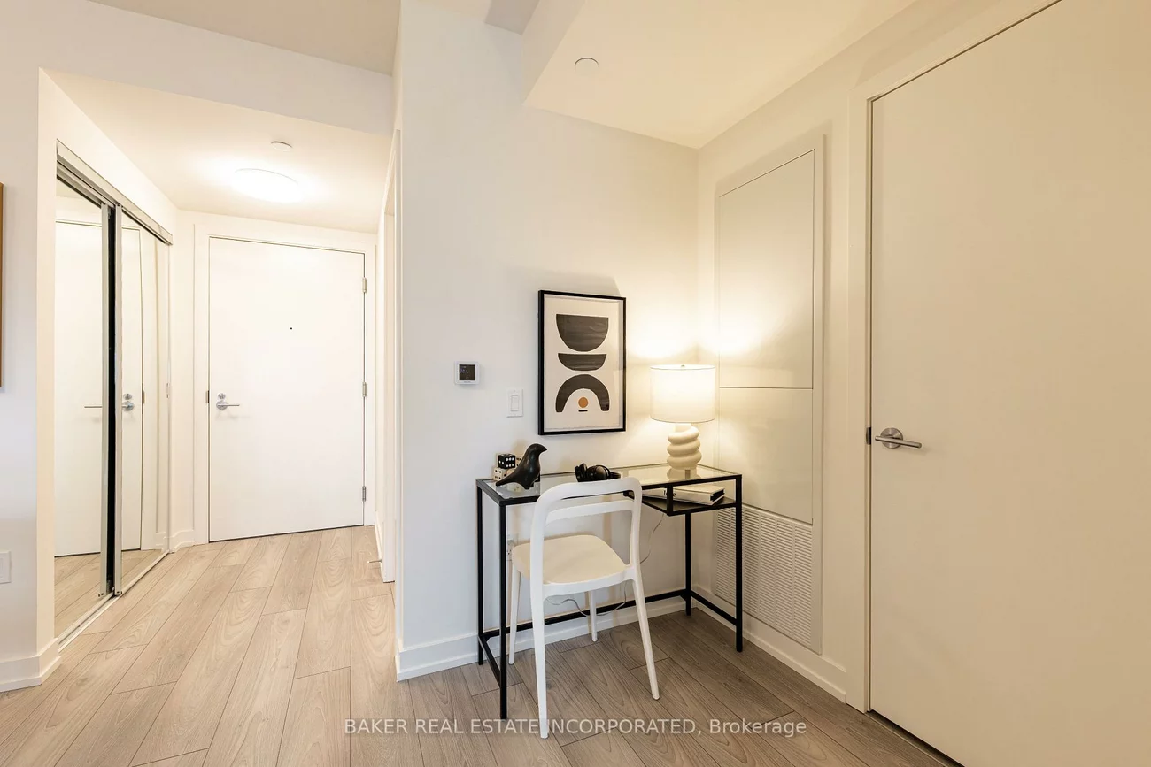 223, Redpath, Mount Pleasant West, Toronto