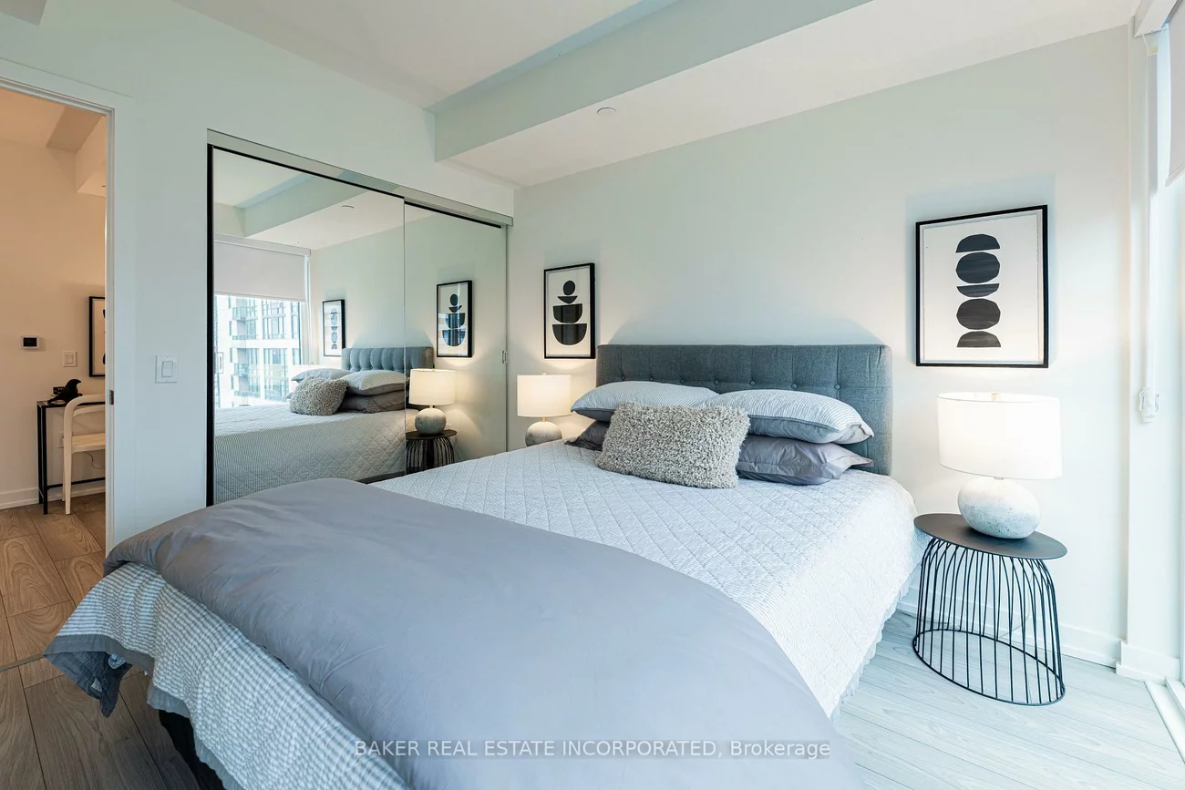 223, Redpath, Mount Pleasant West, Toronto
