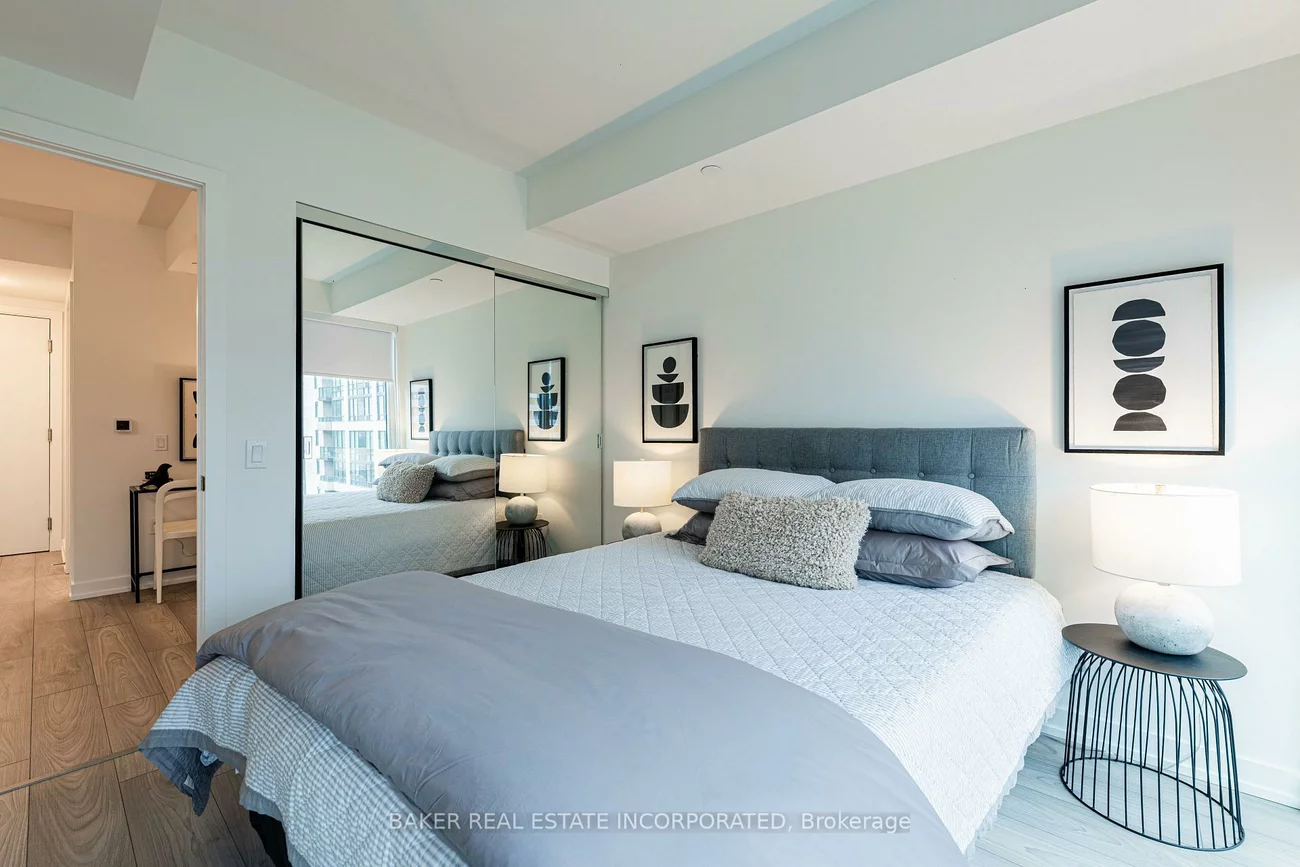 223, Redpath, Mount Pleasant West, Toronto
