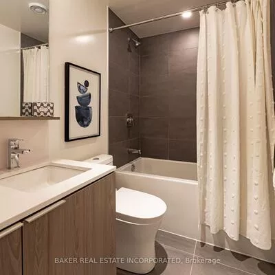 223, Redpath, Mount Pleasant West, Toronto