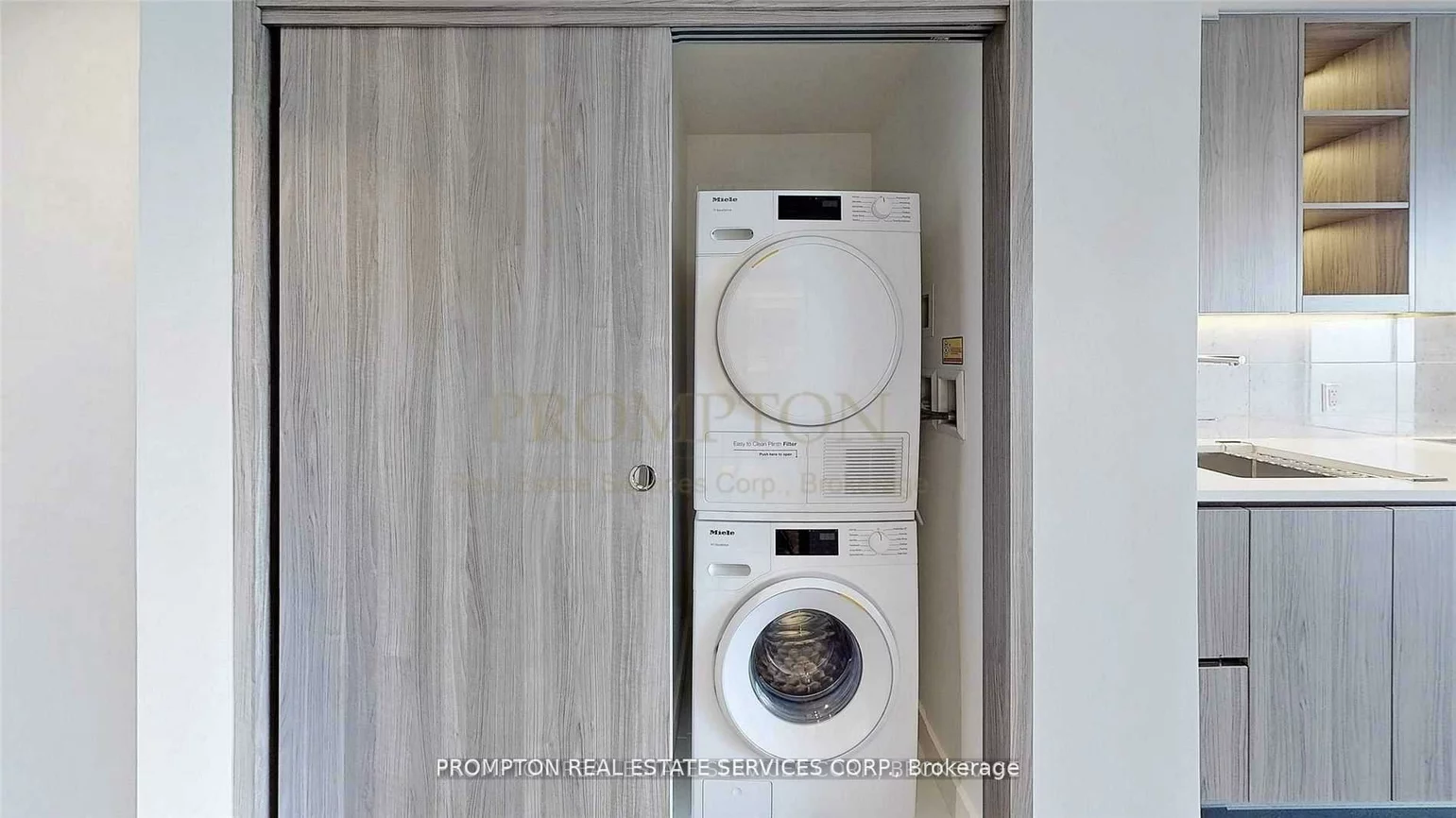 95, Mcmahon, Bayview Village, Toronto