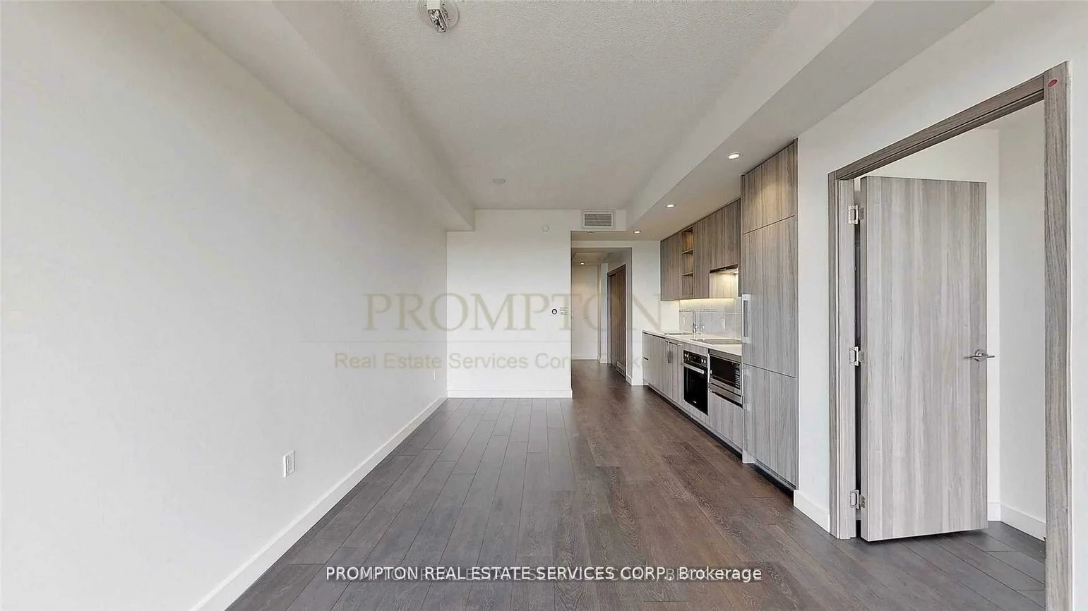 95, Mcmahon, Bayview Village, Toronto