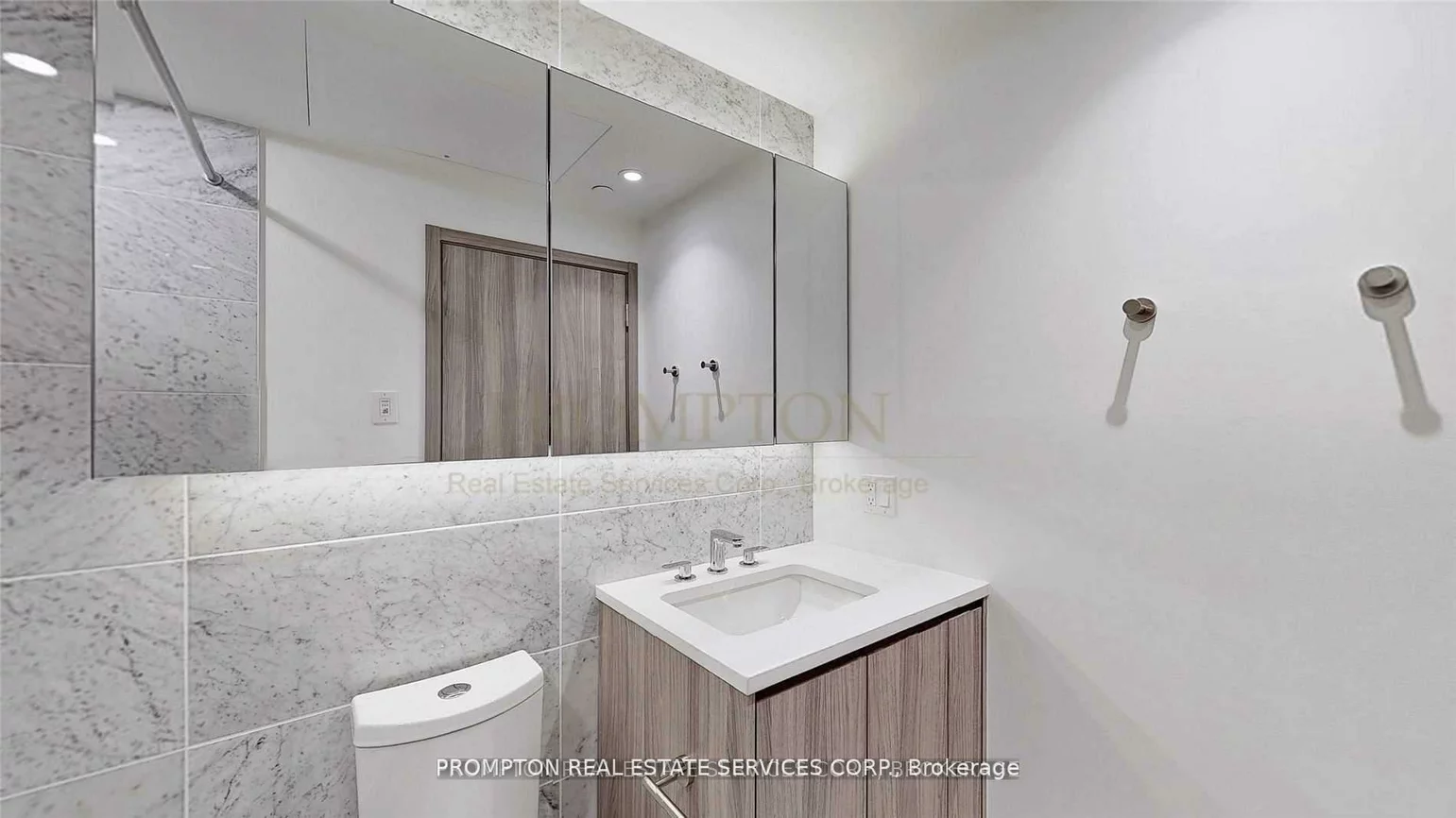 95, Mcmahon, Bayview Village, Toronto