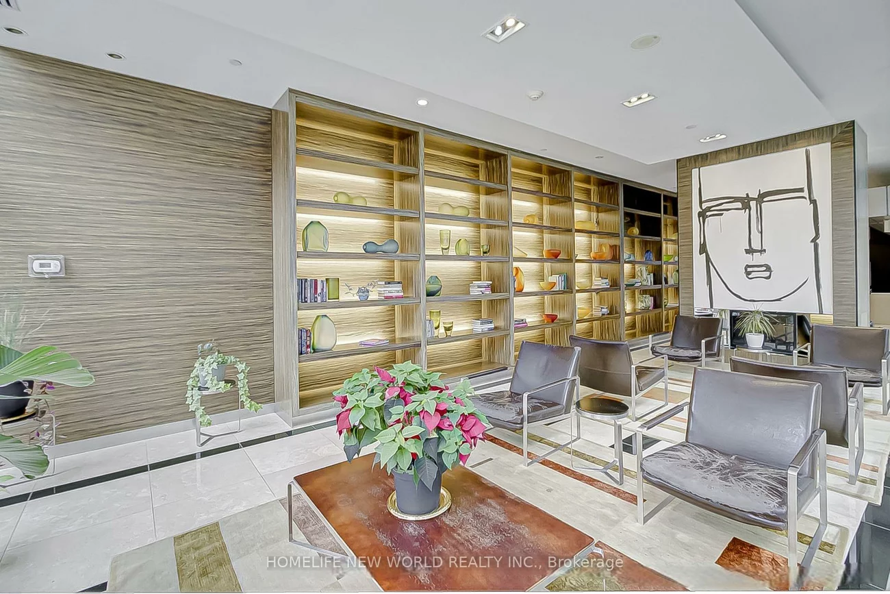 37, Grosvenor, Bay Street Corridor, Toronto