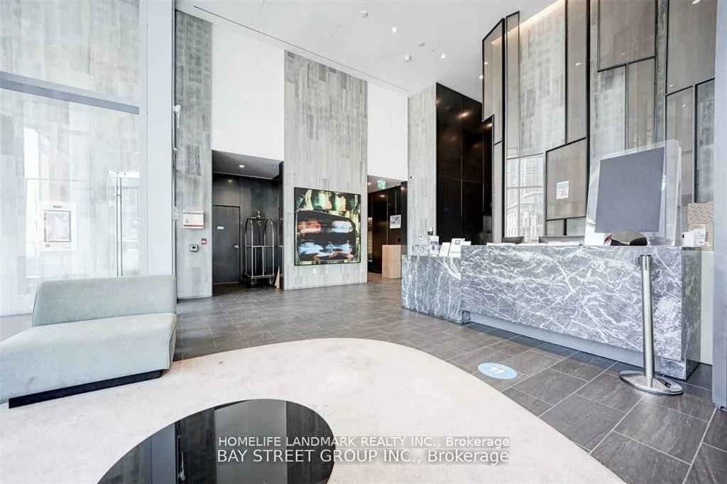 27, Bathurst, Waterfront Communities C1, Toronto