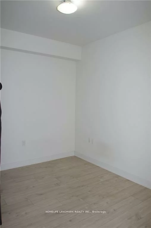 27, Bathurst, Waterfront Communities C1, Toronto