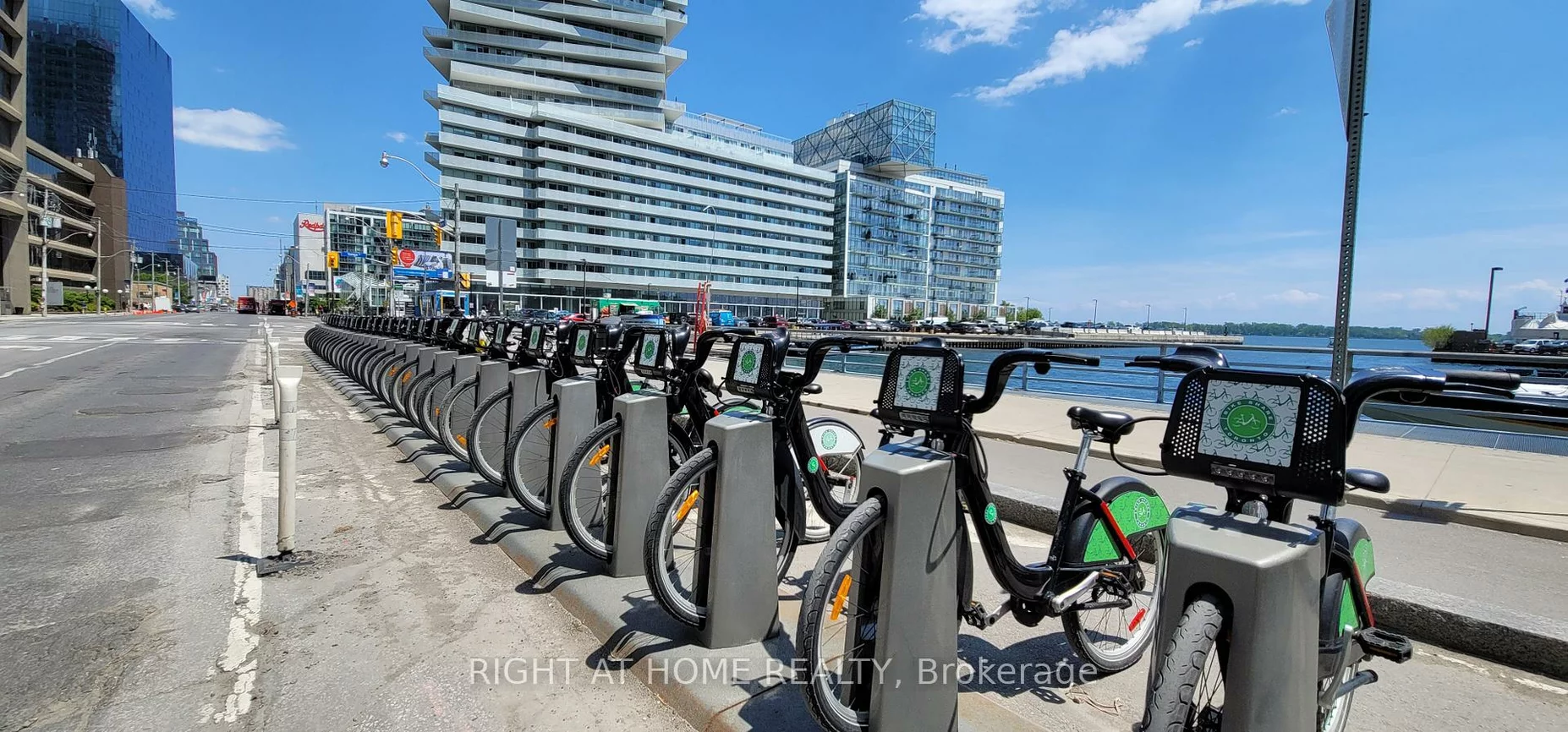 15, Queens Quay, Waterfront Communities C8, Toronto
