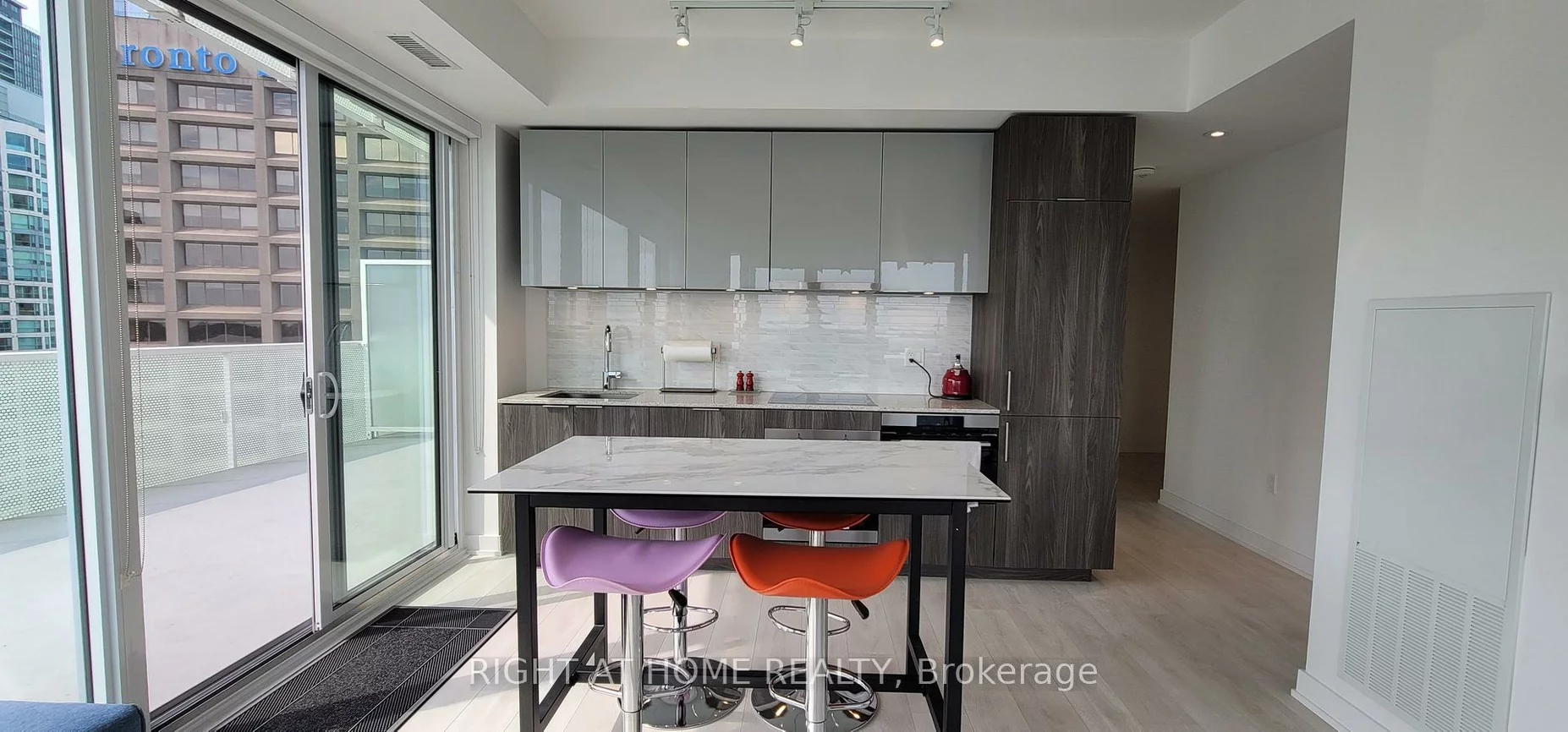 15, Queens Quay, Waterfront Communities C8, Toronto