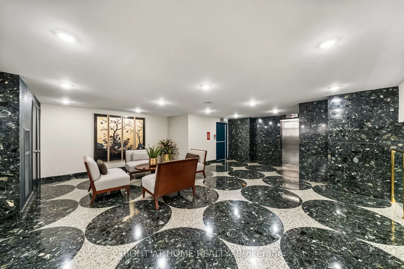 360, Bloor, Rosedale-Moore Park, Toronto