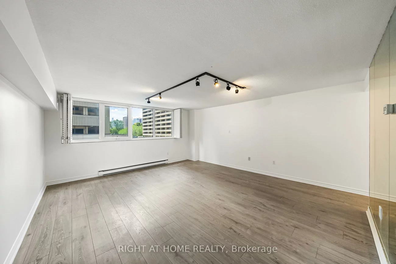 360, Bloor, Rosedale-Moore Park, Toronto