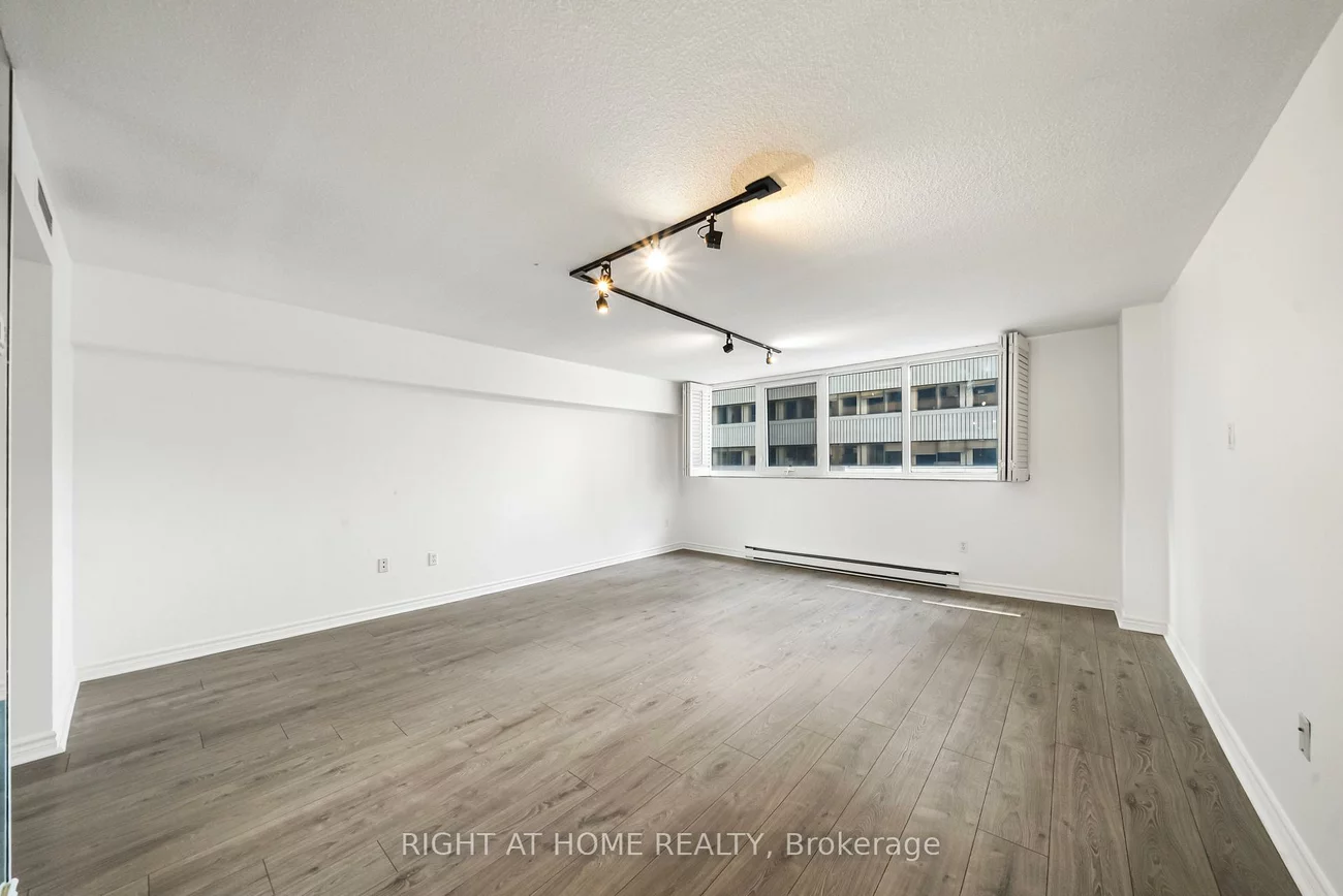 360, Bloor, Rosedale-Moore Park, Toronto