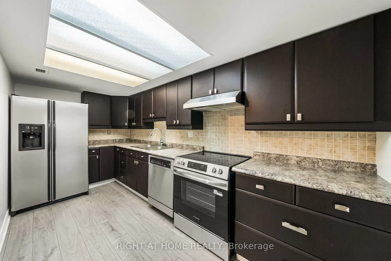 360, Bloor, Rosedale-Moore Park, Toronto