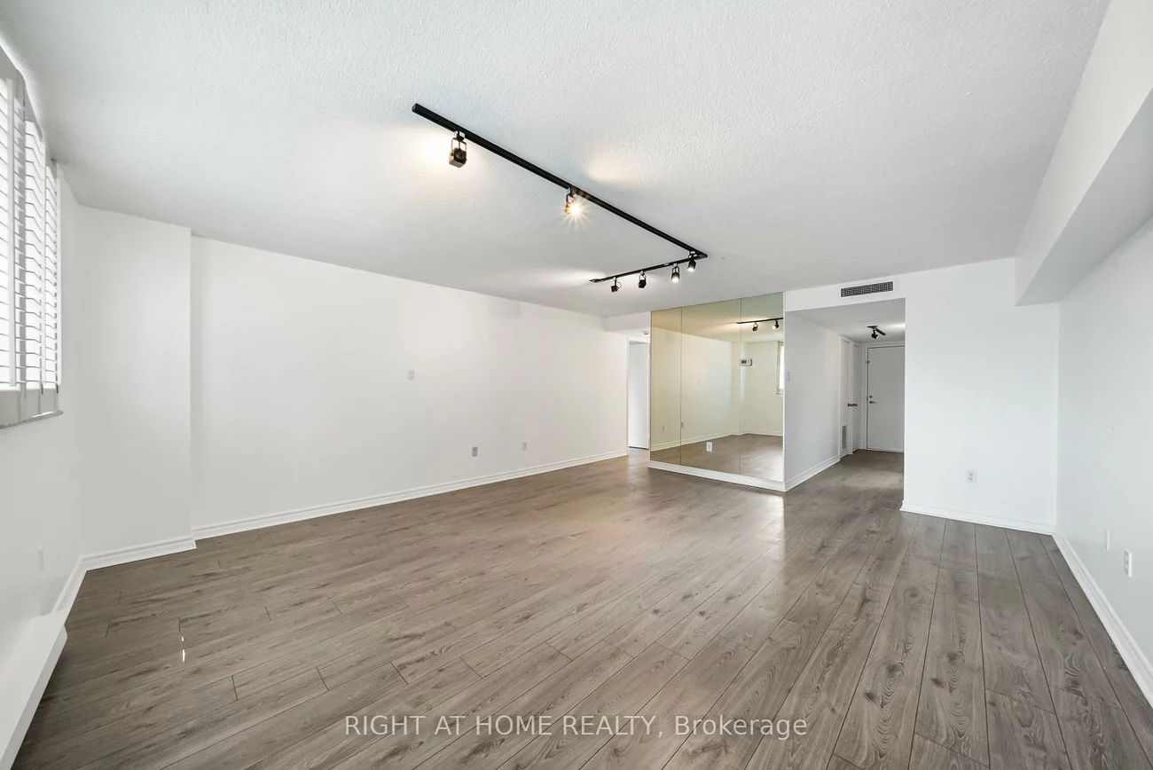 360, Bloor, Rosedale-Moore Park, Toronto