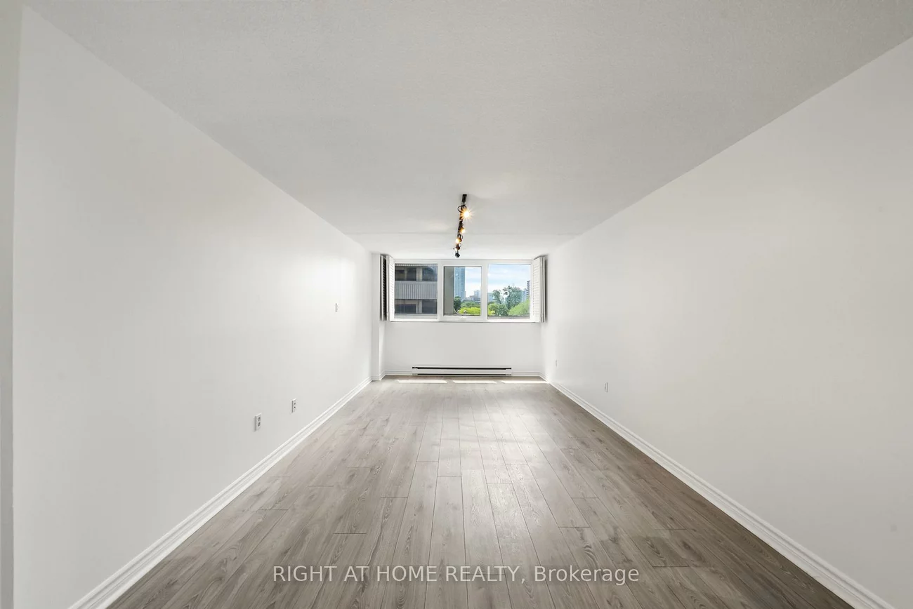 360, Bloor, Rosedale-Moore Park, Toronto
