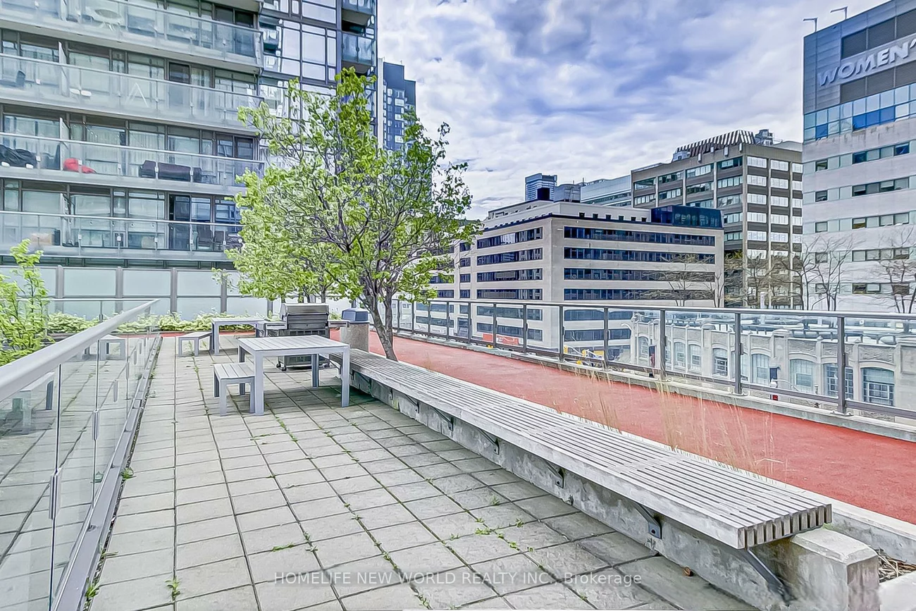 38, Grenville, Bay Street Corridor, Toronto