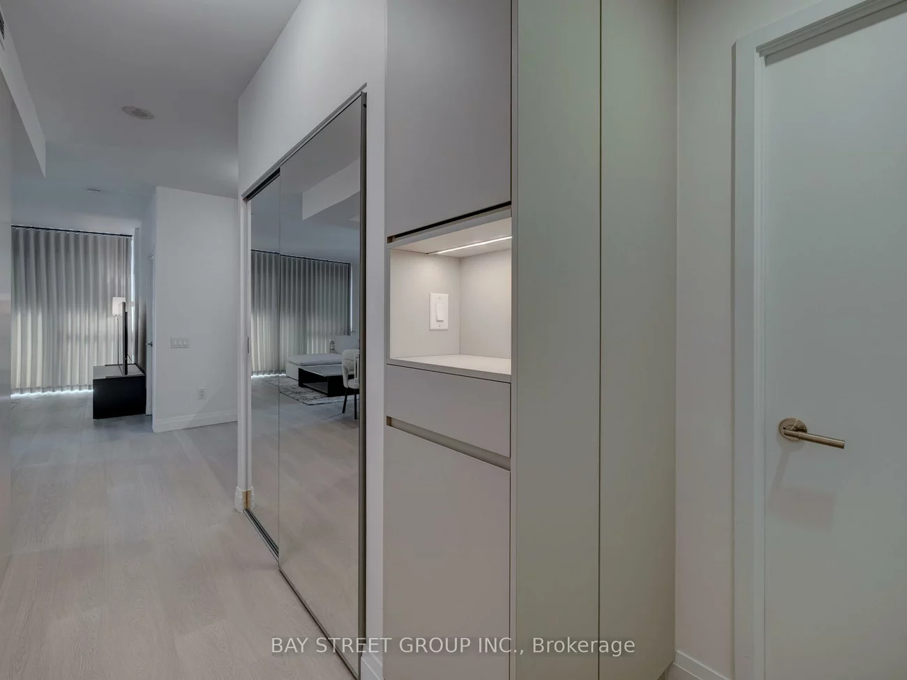 121, Mcmahon, Bayview Village, Toronto