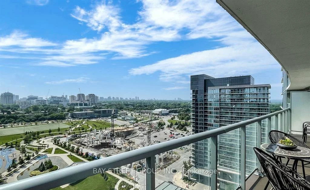 121, Mcmahon, Bayview Village, Toronto