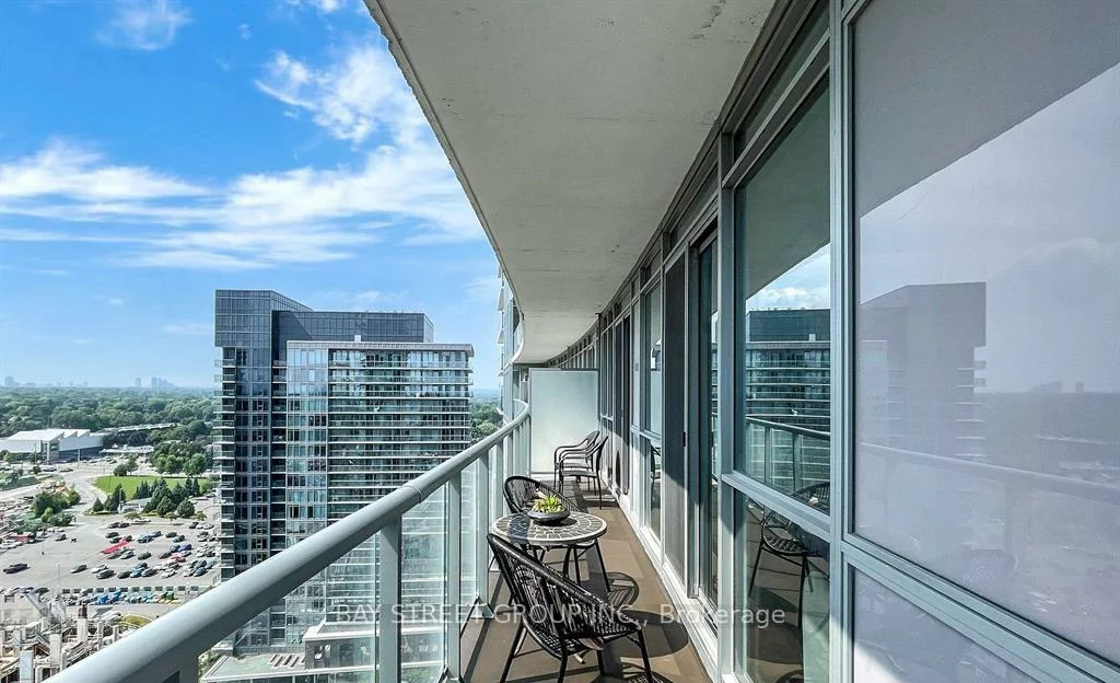 121, Mcmahon, Bayview Village, Toronto