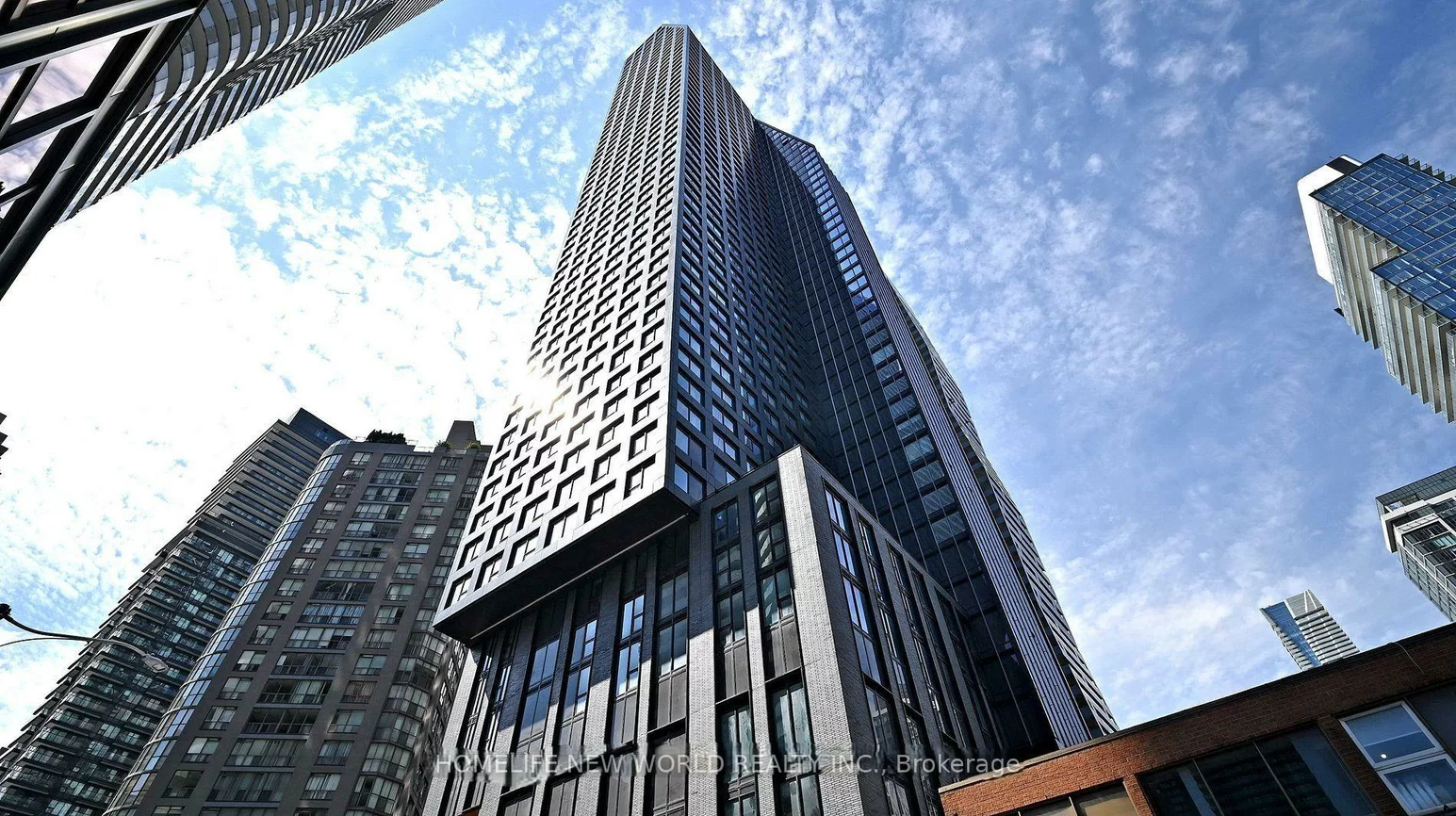 8, Wellesley, Bay Street Corridor, Toronto