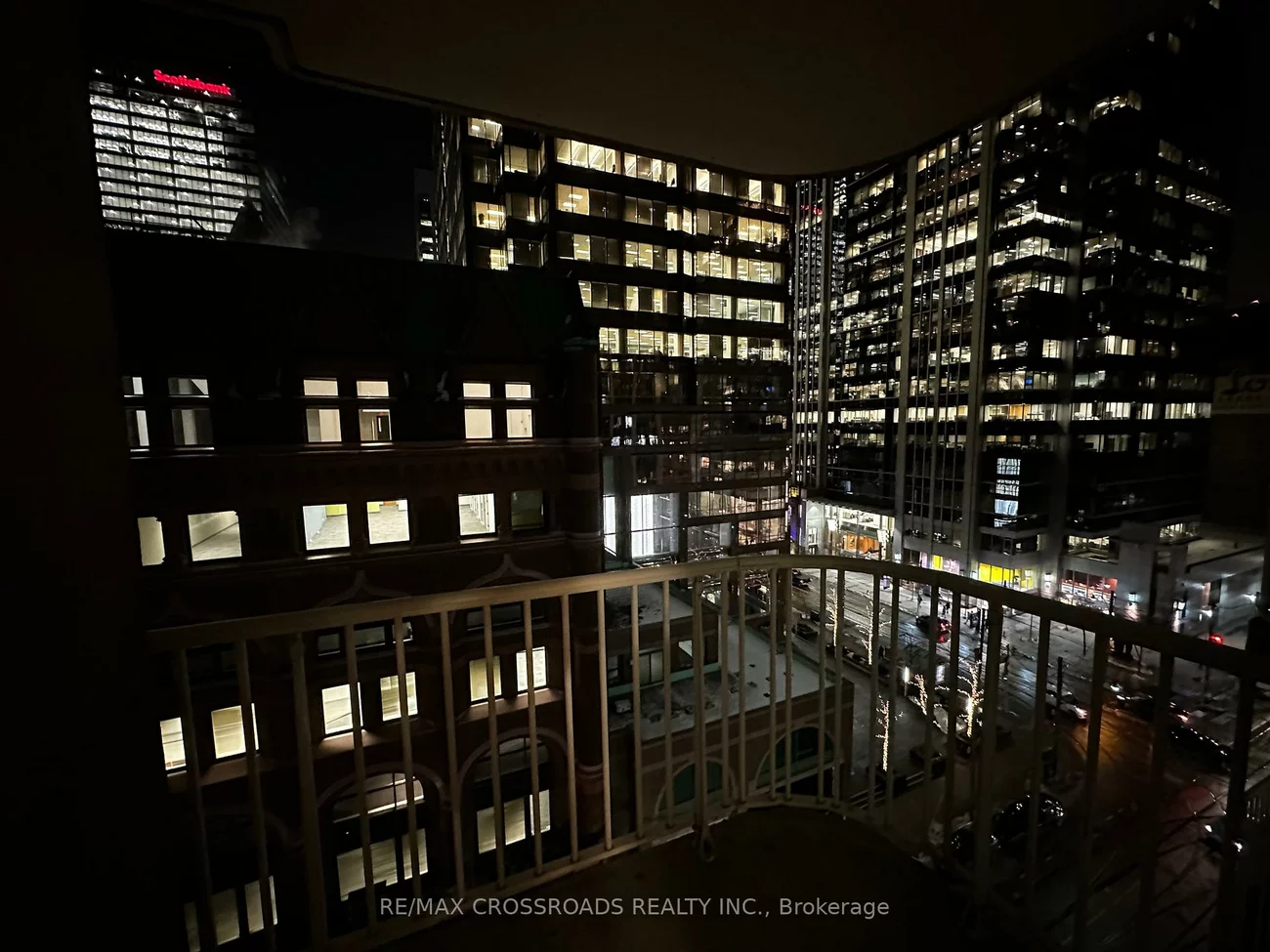 105, Victoria, Church-Yonge Corridor, Toronto