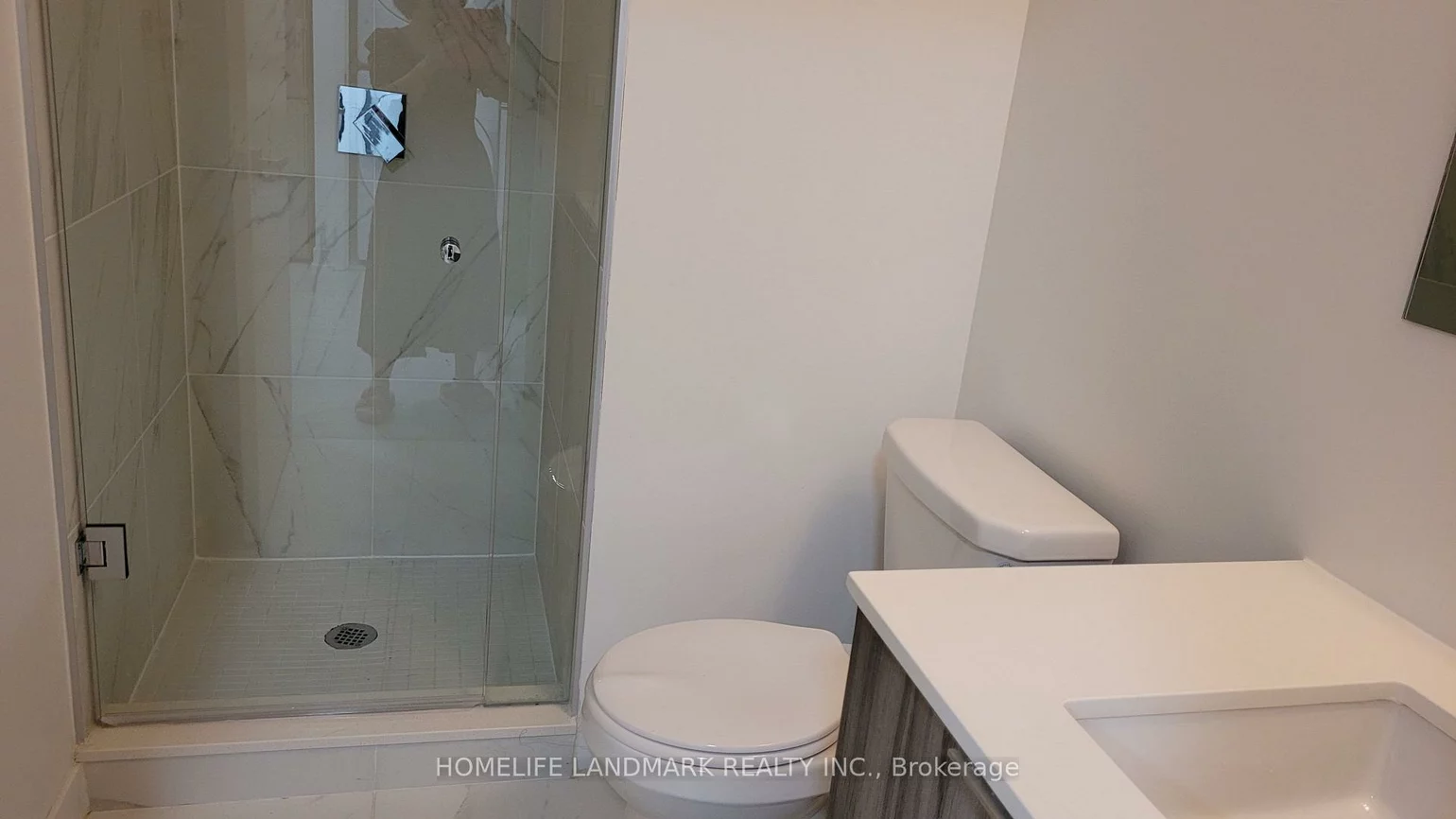 31, TIPPETT, Clanton Park, Toronto